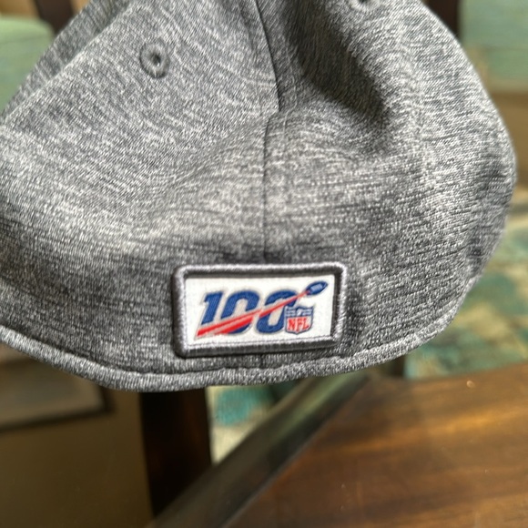 New Dallas Cowboys New Era Heather Gray 2019 Crucial Catch 39THIRTY Flex Hat - Picture 6 of 7